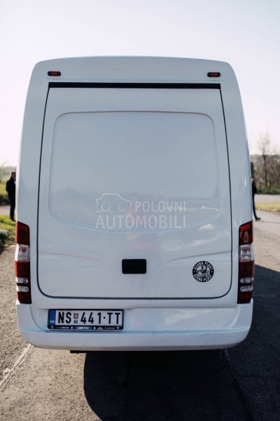 Mercedes Benz Sprinter