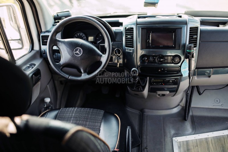 Mercedes Benz Sprinter