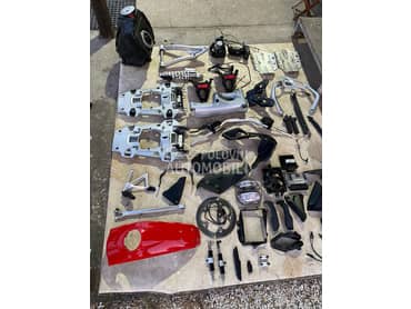 Delovi za BMW R 1200 gs