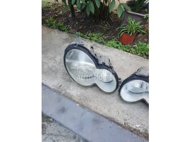 farovi za Mercedes Benz C Klasa od 1997. do 2004. god.