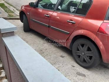 Renault Megane 2005. god. -  kompletan auto u delovima