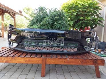 Prednji branik za Volkswagen Tiguan od 2016. do 2021. god.