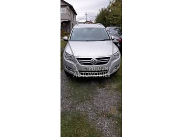 Volkswagen Tiguan -  kompletan auto u delovima