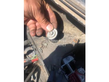 ZADNJI BRANIK za Volkswagen Golf 5, Golf Plus, Jetta ... od 2000. do 2015. god.