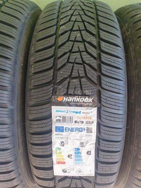 Hankook 215/60 R17 Zimska