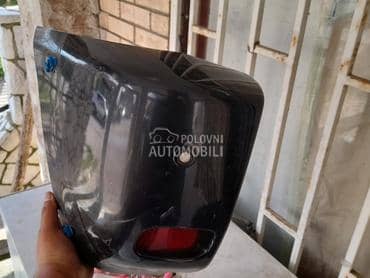 Branik zadnji za Toyota RAV 4 od 2001. do 2005. god.