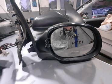 desni retrovizor za Peugeot 206