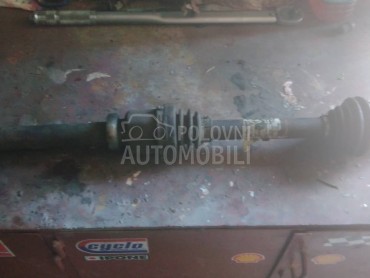 Desna poluosovina za Ford Focus, C-Max od 2003. do 2008. god.