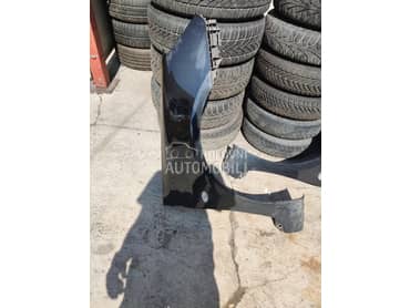 Desno krilo za Peugeot 307