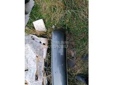 Branik za Volkswagen Caddy od 2004. do 2015. god.