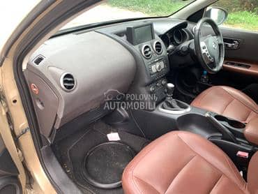 tabla sa airbagom za Nissan Qashqai od 2006. do 2010. god.