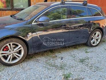 Delovi za Opel Insignia 2.0cdt 2010. god.