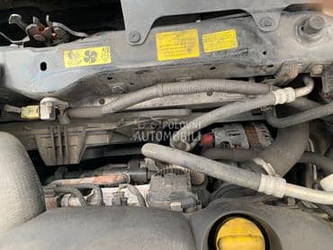 nosač menjača za Nissan Qashqai od 2006. do 2010. god.