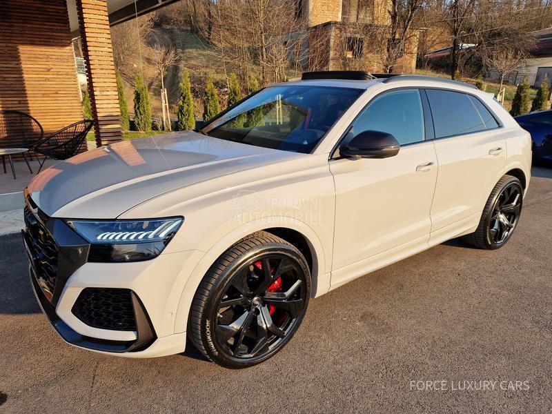 Audi RS Q8 3xTV CARBON Ceramic