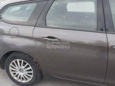 desna vrata za Peugeot 308 od 2013. do 2017. god.