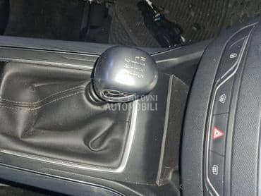 ručica menjača za Peugeot 308 od 2013. do 2017. god.