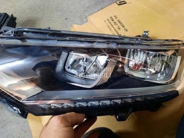 far za Volkswagen Passat B8