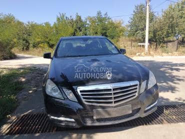 Delovi za Mercedes Benz E 200 220 2012. god.
