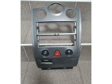 Unutrašnja maska za Renault Megane od 2003. do 2008. god.