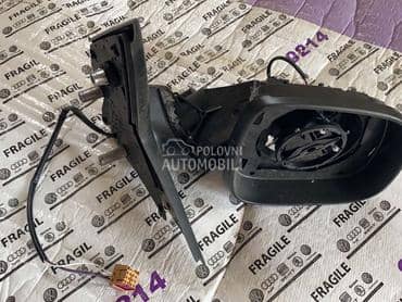 Desni retrovizor transportert6