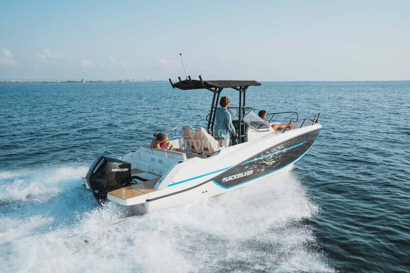 Quicksilver 705 Open i Mercury 150 ks