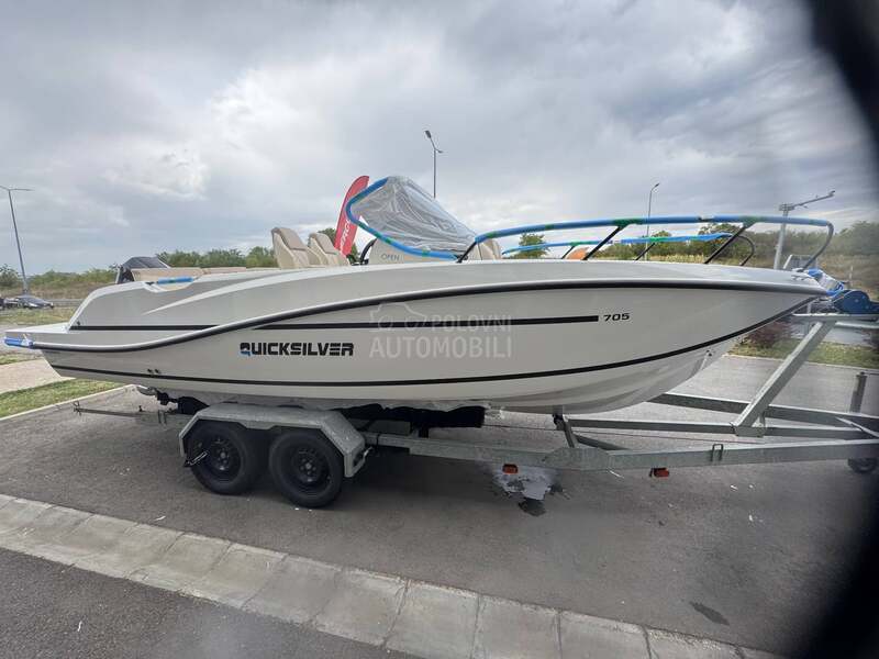 Quicksilver 705 Open i Mercury 200 ks