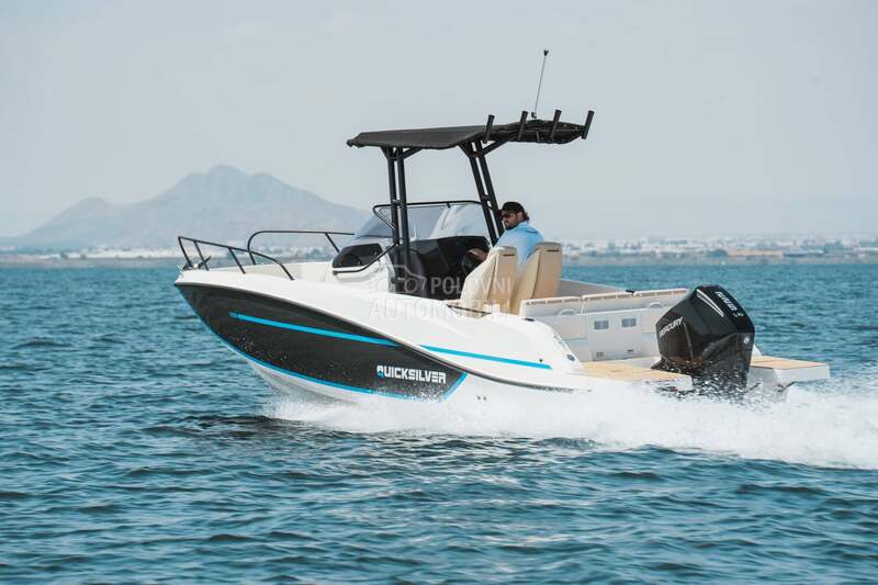 Quicksilver 705 Open i Mercury 150 ks