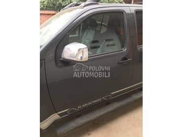 prednja leva vrata za Nissan Navara