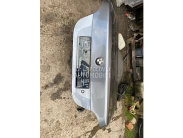 Gepek vrata e60 za BMW Serija 5 od 2003. do 2010. god.