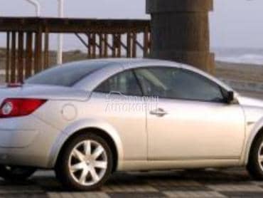 Renault Megane 2006. god. -  kompletan auto u delovima