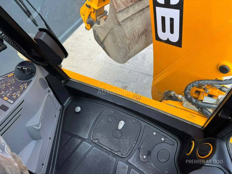 JCB 3CX PLUS