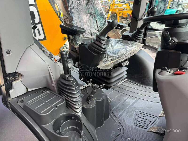 JCB 3CX PLUS