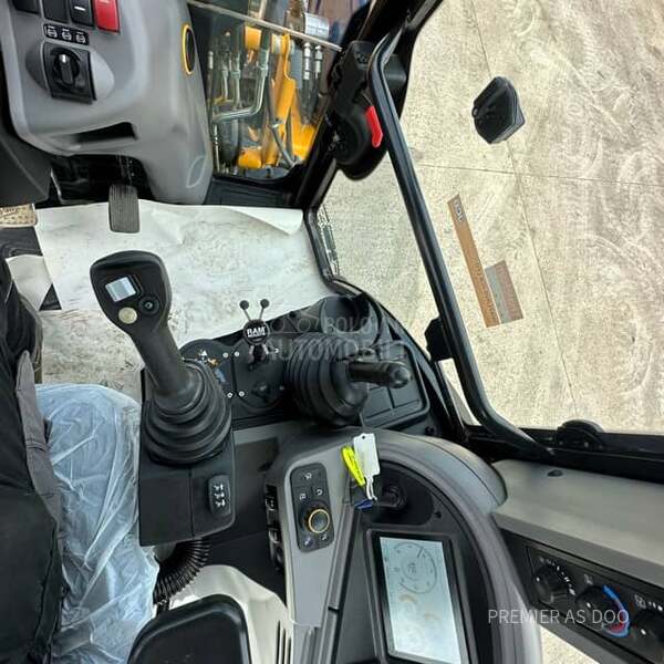 JCB 3CX PLUS