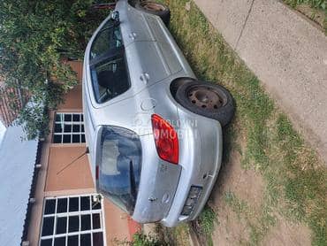 polovni delovi za Peugeot 307 od 2004. do 2007. god.