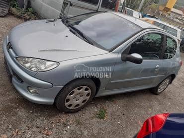krilo desno i levo za Peugeot 206