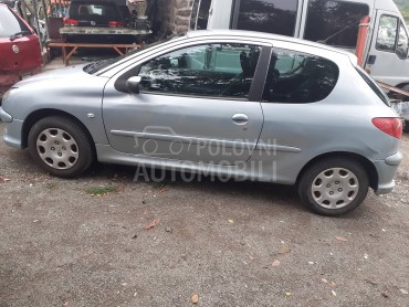 leva vrata za Peugeot 206