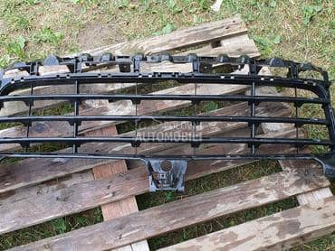 rešetka branika za Porsche Cayenne