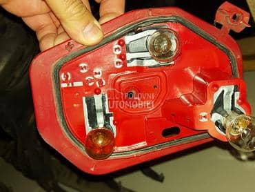 Ploča stop svetla za Peugeot 206