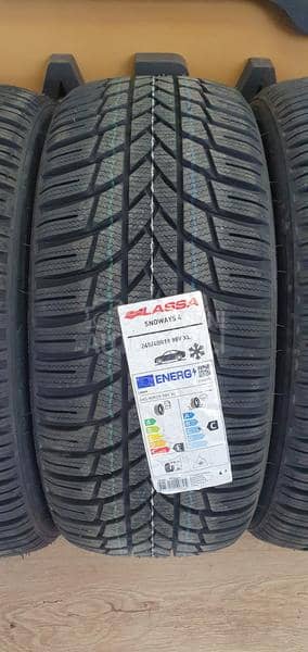 Lassa 275/35 R19 Zimska