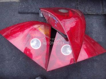 Stop svetla i stop lampe za Ford Mondeo od 2001. do 2006. god.