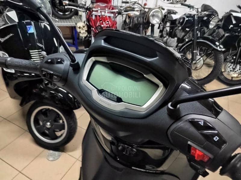 Piaggio Baverly 300 HPE