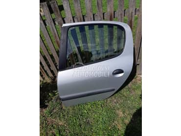 Vrata zadnja leva EZR boja za Peugeot 206