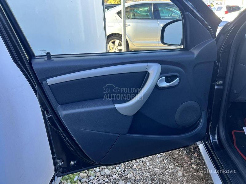 Dacia Duster 1.5 dci  4 x 4