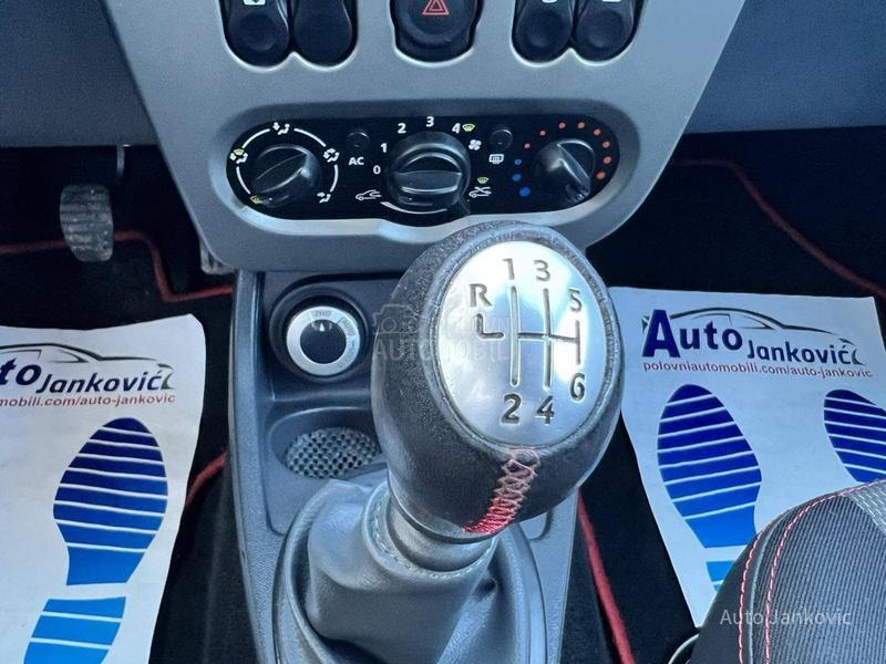 Dacia Duster 1.5 dci  4 x 4