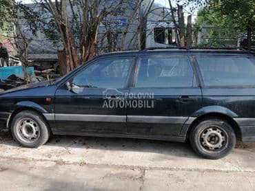 Volkswagen Passat B3 -  kompletan auto u delovima