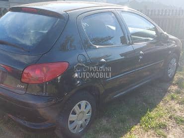 ZAdnja desna vrata crna za Peugeot 206