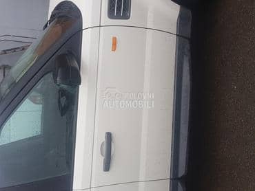 Prednja vrada desna i leva za Land Rover Range Rover Sport od 2006. do 2010. god.