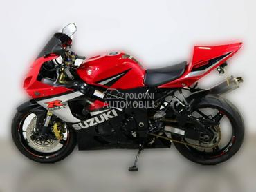 Suzuki GSXR 600 K5 u delovima
