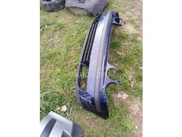 Branik za Volkswagen Polo od 2001. do 2004. god.