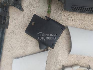 Plastika maska oko volana za Peugeot 307